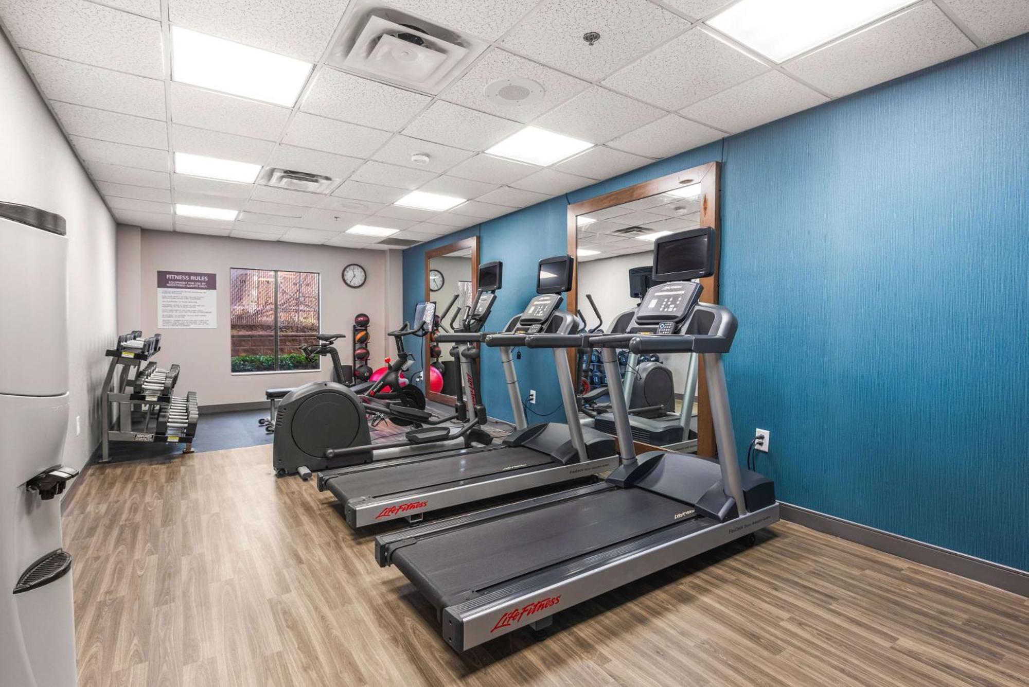 Hampton Inn Columbus-North Εξωτερικό φωτογραφία