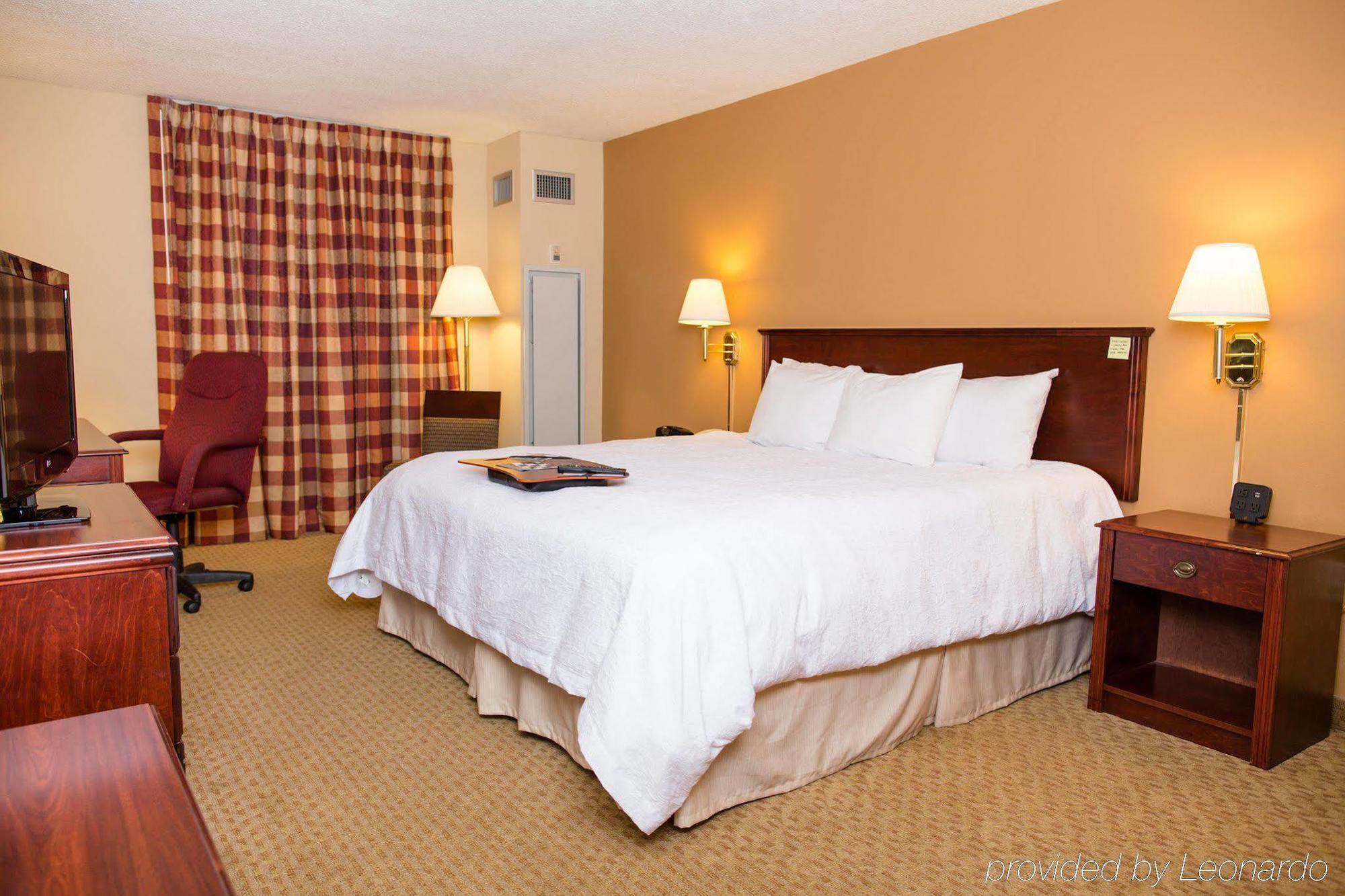 Hampton Inn Columbus-North Εξωτερικό φωτογραφία