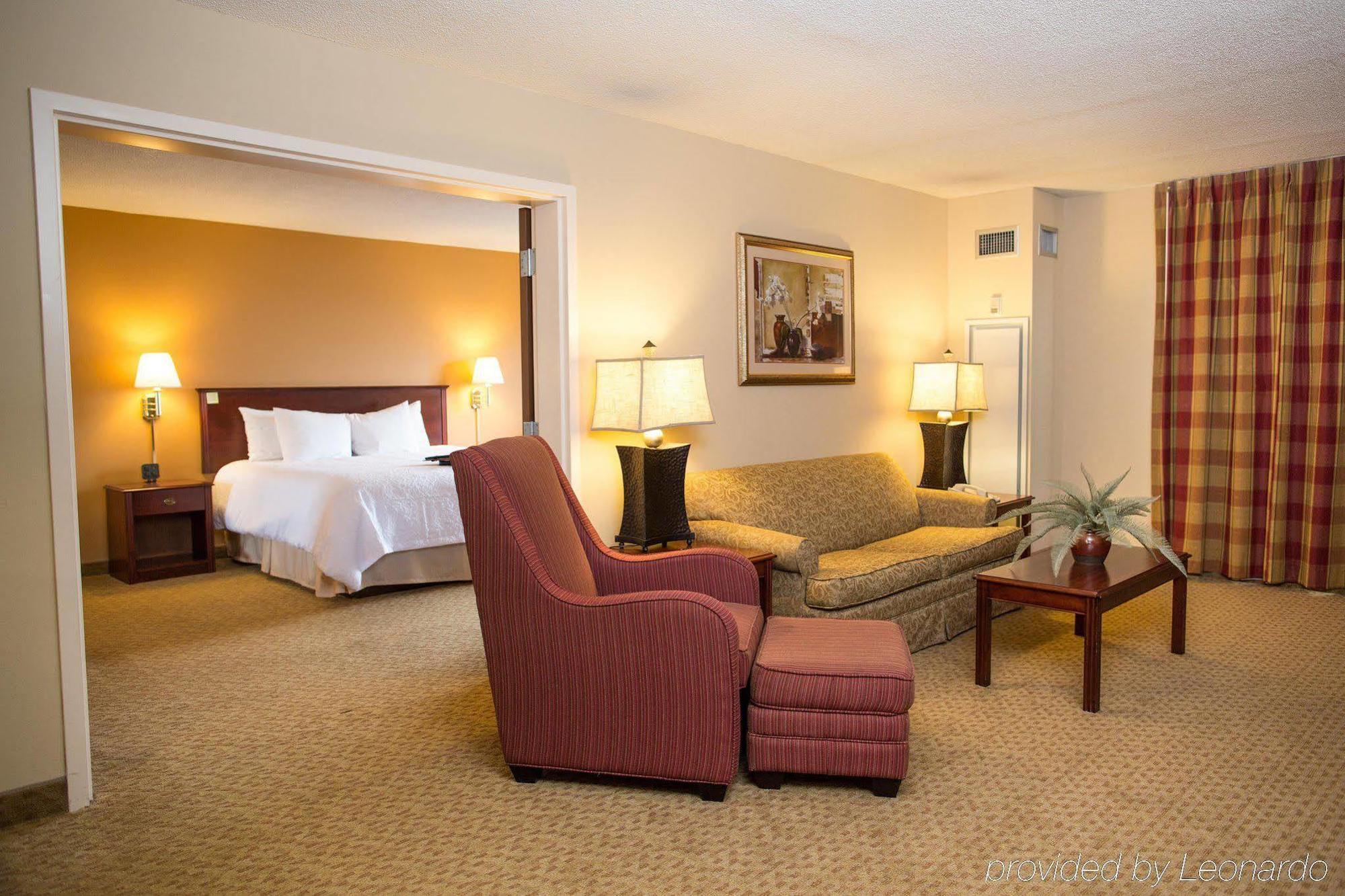 Hampton Inn Columbus-North Εξωτερικό φωτογραφία