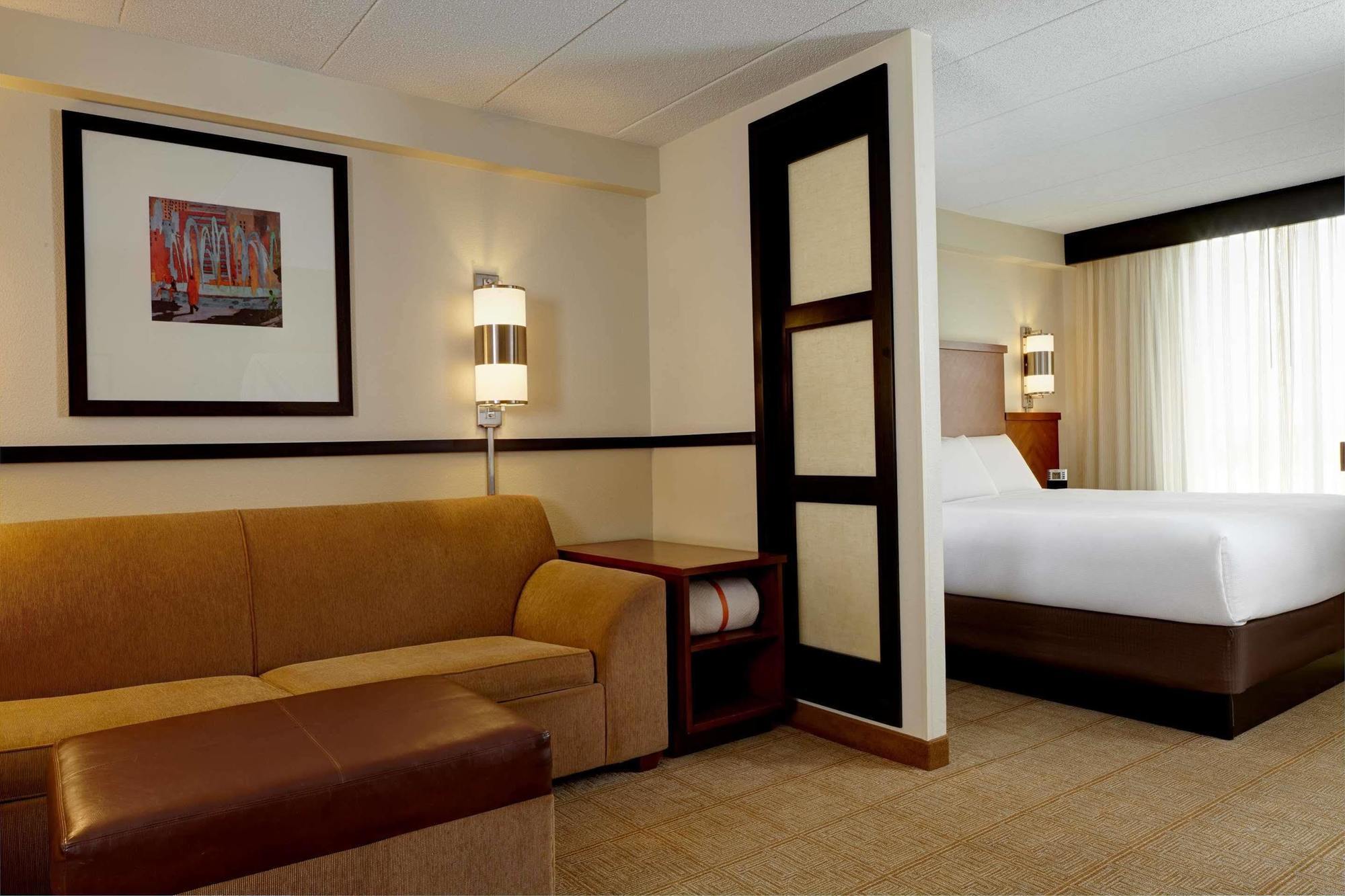 Hampton Inn Columbus-North Εξωτερικό φωτογραφία